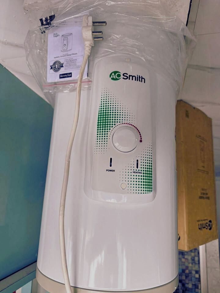 AO Smith HSE-VAS-X-025 unboxed